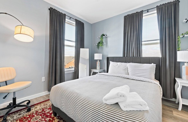 Modern 1BR Near Encore 3277