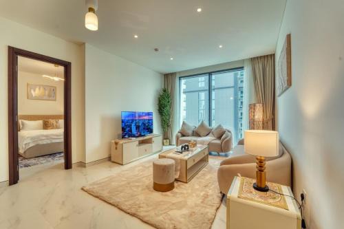 Modern 1BR Retreat Creek Vistas