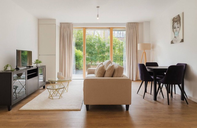 Modern 2-Bed flat in Mill hill Park