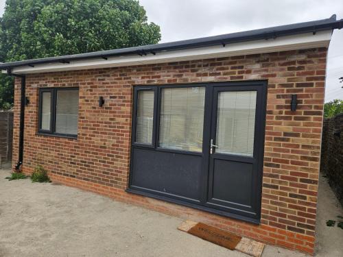 Modern 2-Bedroom Apartment Near Central London