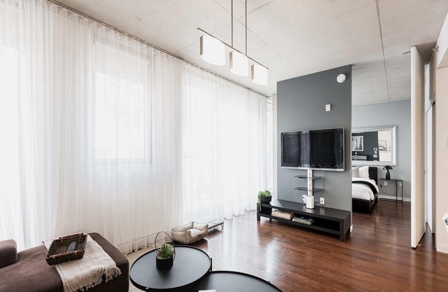 Modern 2br Condo in Heart of Old Port