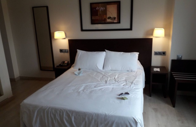 Modern 3-bed house in Santa Rosalia Village fully equipt with swimming pool