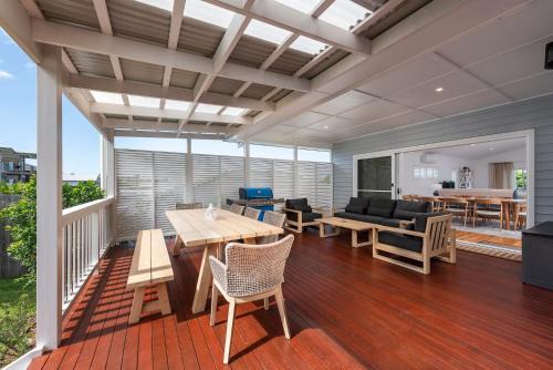 Modern 4 Bedroom Family Home Perfect for Getaways