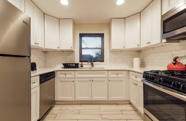 Modern 5⭐ Triplex - PERFECT for your GROUP TRIP!