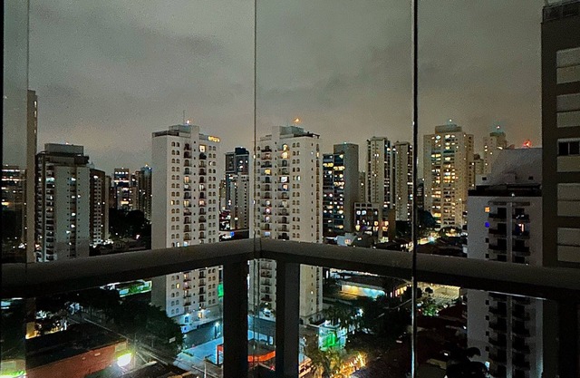 Modern apartment with balcony and privileged location