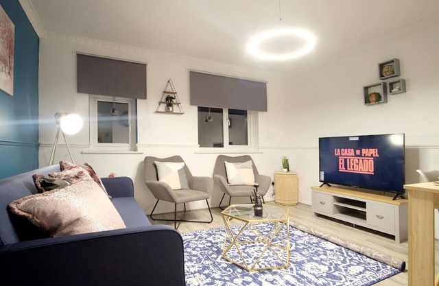 Modern and Bright One bed flat