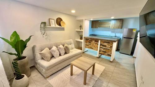 Modern and cozy studio apartment - Cali SanAntonio