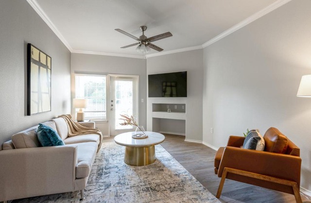 Modern Apartment in Prime Location ID2249