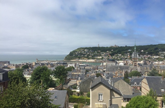Modern apartment with panoramic sea view