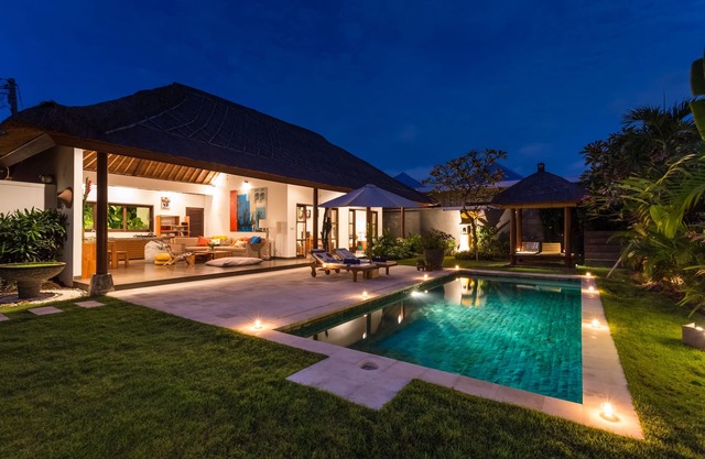 Modern balinese villa 3 bedrooms in Canggu - Kerobokan