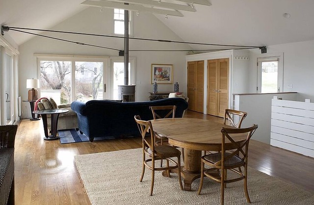 Modern Beach Cottage - Off Season Availability!
