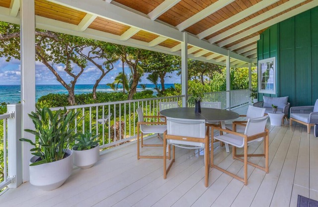 Modern Beachfront Home by Tunnels Beach