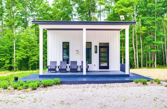 Modern Bellaire Cabin < 5 Mi to Lake & Slopes!