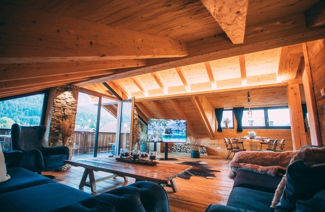 modern chalet with a spacios view to the mountains