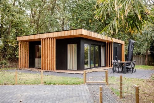 Modern Chalet with Sauna - Luxury & Comfort - VP097