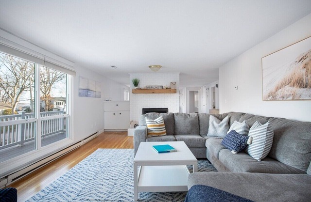 Modern Coastal Home!