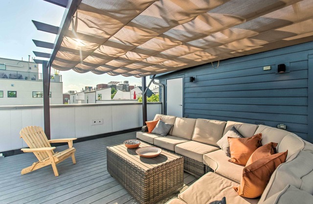 Modern Denver Townhome w/Rooftop Terrace!