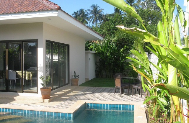 Modern family friendly Pool Villa, within 12km of Pattaya's attractions.