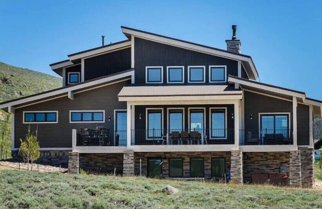 Modern family home in Granby Ranch