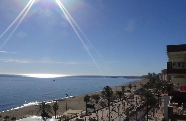 Modern Front line beach holiday apartment with 2 bedrooms, 1 bathroom, 1 parking