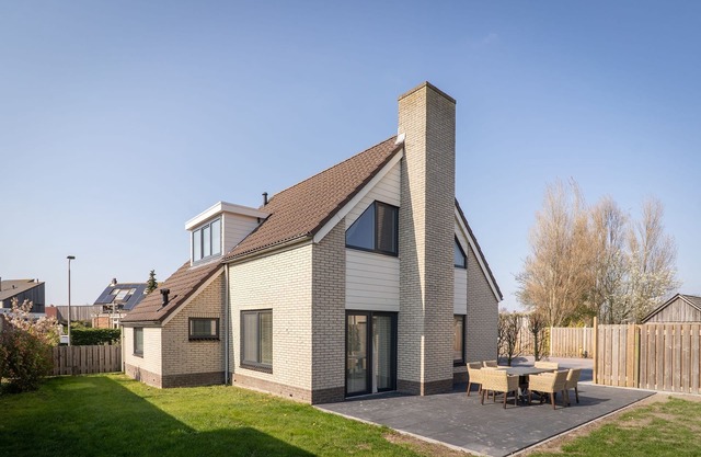 Modern Holiday Home in De Cocksdorp