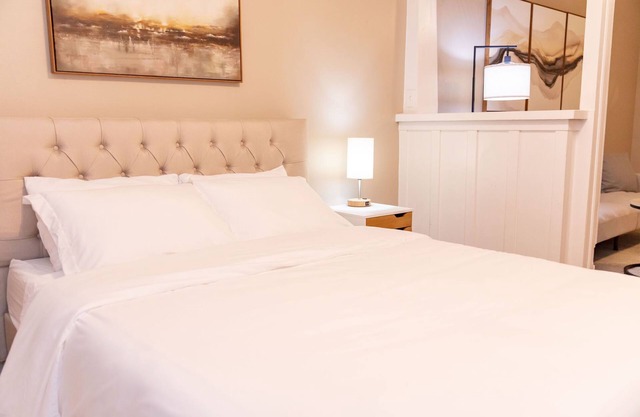 Modern Home in Heart of Downtown Phoenix: Unit A