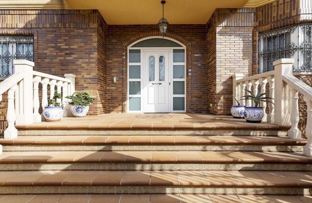 Modern in the Heart of Roquetas de Mar