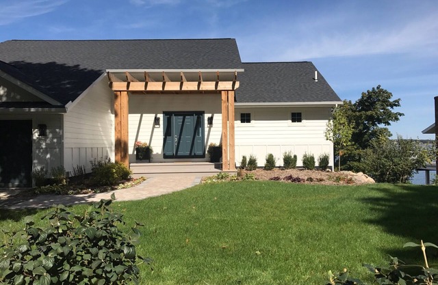Modern lakefront 5 bedroom, 4.5 bath home with dock, plunge pool
