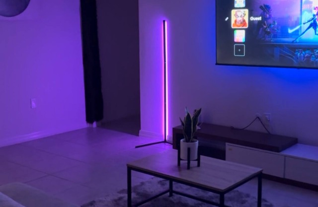 Modern Lux Villa near Disney-Lego Land