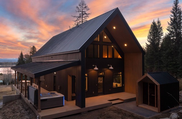 Modern Luxe Cabin w/Sauna, Hot Tub, and Lake Views