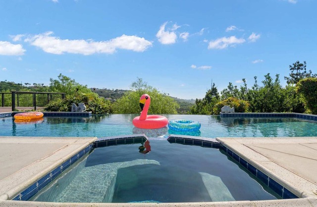 Modern Luxury in Bonita - 2655sqft + Infinity Pool