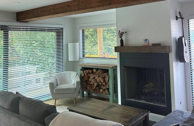 Modern Mountain Getaway in Squamish BC