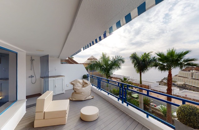 Modern, newly renovated apartment with large terrace and sea view.