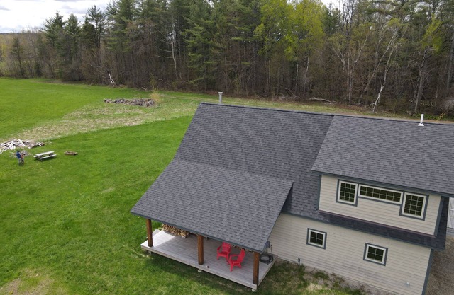 Modern private home near mountains