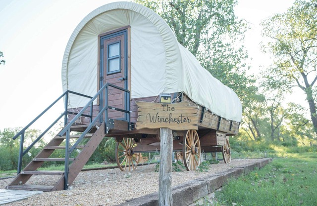 Modern_ Unique_Old West Wagon_Spacious_Views