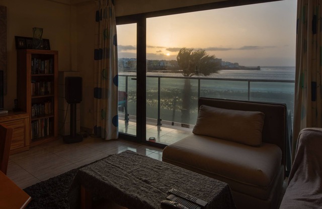 Modern well equipped apartment on the beach of Arinaga