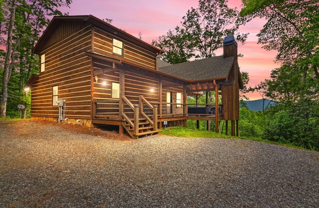 Modern3BR, Mountain Views, Game Room