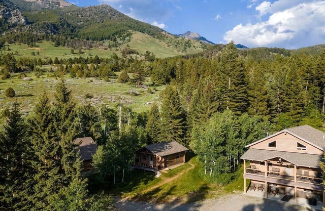 Montana Mountain Lodge Retreat