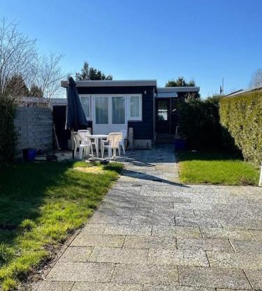 Mooie chalet met grote tuin dichtbij Amsterdam