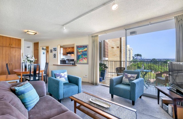 Mosman - MOS72 Prince Street - Modern 1BR with Balcony Between Mosman Cremorne Junctions