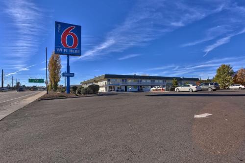 Motel 6-Flagstaff, AZ - Butler