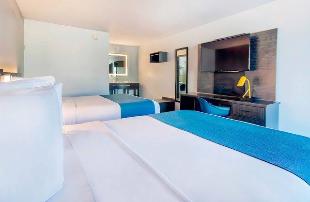 Motel 6 Louisville, KY - Airport - Fair Expo