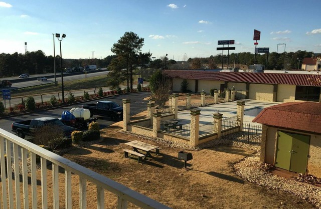 Motel 6 Stockbridge, GA – Hwy 138 W