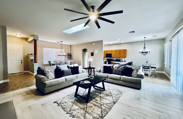 Motorcycle/ATV Bring your toys to the open desert 🏜