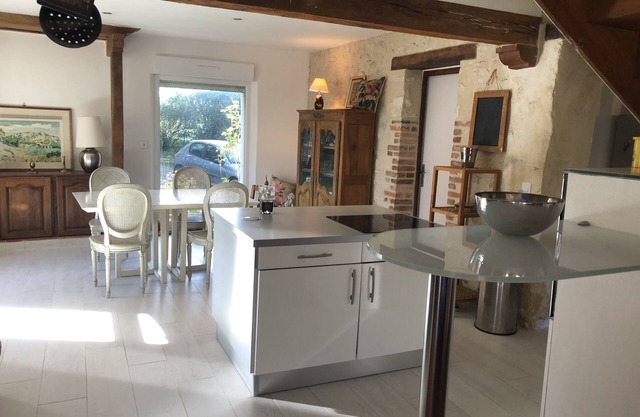 Moulin en Bord de Rivière, Logement Complet