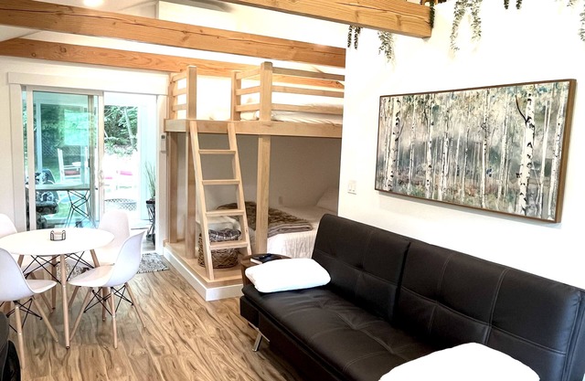 Mount Major Cottage - Gateway to NH Lakes & Mountains