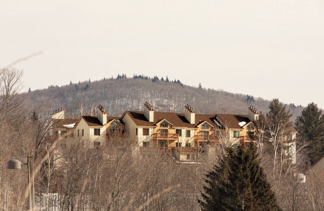 Mount Snow Lodging