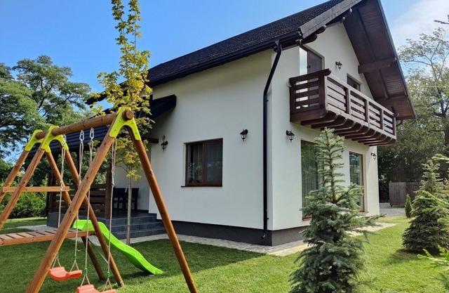 Mountain cottage, with garden and barbeque, near Bran Castle