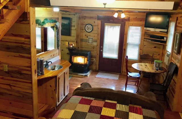 Mountain Peaks Inn, OLD BALDY MTN SUITE, Downtown Hill City