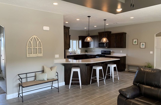 Mountain Serenity - BRAND NEW HOME!